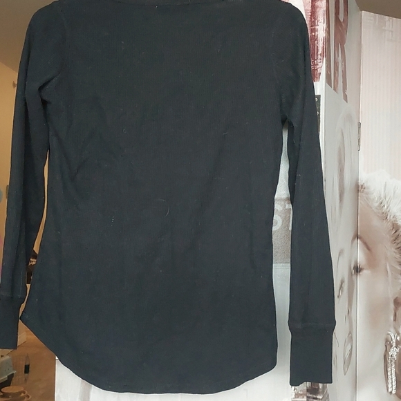 Black 2000's style top - Picture 2 of 2